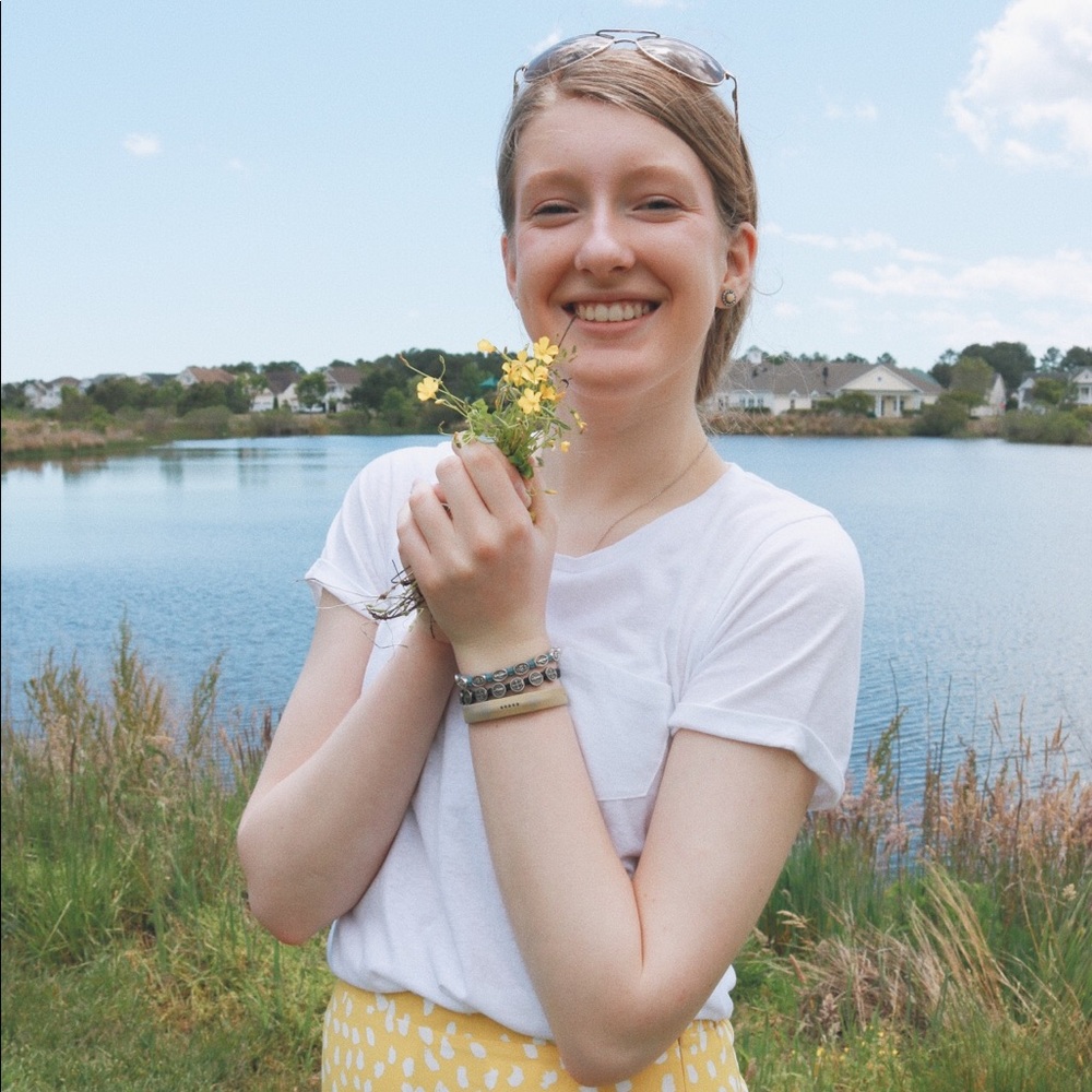 Meet your Posher, Emily